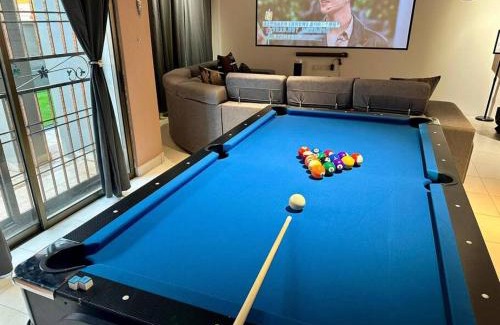 Bukit Indah Casa | Cozy Holiday Home Karaoke BBQ Bukit Indah JB