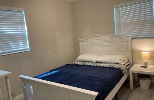Thonotosassa Casa | Cozy holiday Home near all things Tampa Bay!