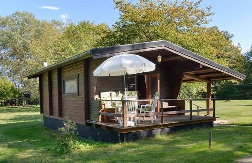 Eschede Casa | Acogedora casa de vacaciones en una granja de caballos en Lüneburg Heath