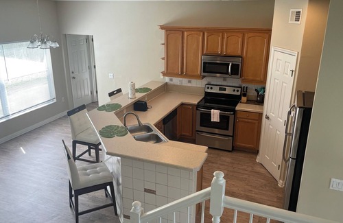 Winter Springs Casa | Cozy Home 4 bedroom 5 bed with Jet Tub.