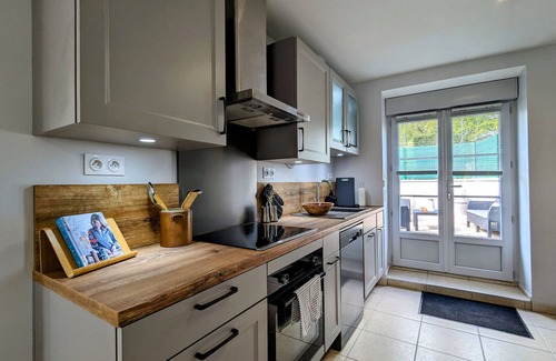 Ardentes Cabaña | Casa acogedora en el corazón de Berry con jardín, parking y comodidades modernas