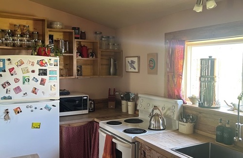 Advocate Harbour Casa | Cozy home in the heart of Advocate Harbour, Pet friendly!