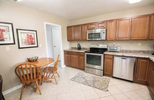 West Lafayette Casa | Cozy home in established neighborhood near Purdue