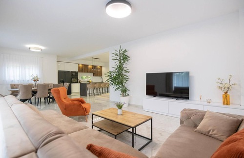 Podbablje Casa | Acogedora casa en Grubine con WiFi