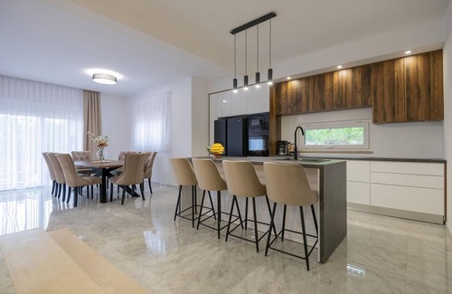 Podbablje Casa | Acogedora casa en Grubine con WiFi