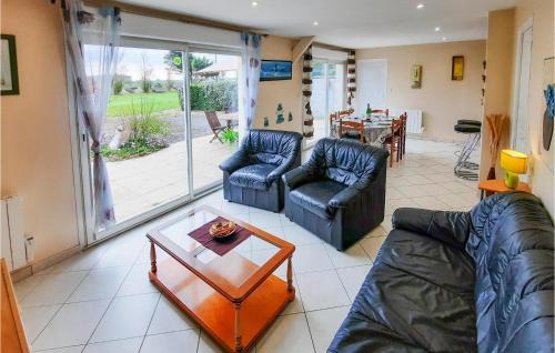 Kerlouan Casa | Cozy Home In Kerlouan With Wifi