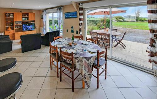 Kerlouan Casa | Cozy Home In Kerlouan With Wifi