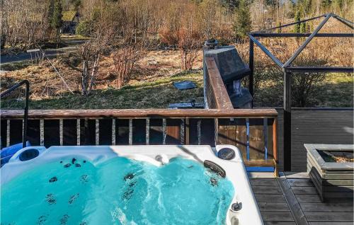 Tingvoll Casa | Cozy Home In Meisingset With Kitchen