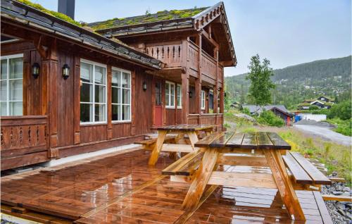 Atra Casa | Cozy Home In Rjukan With Kitchen