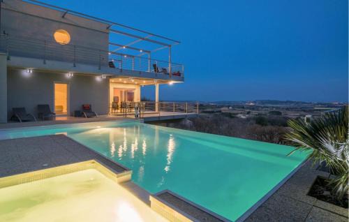 Rochefort-du-Gard Casa | Cozy Home In Rochefort-Du-Gard