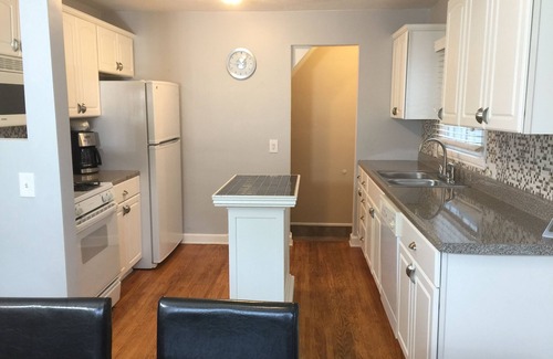 East Irondequoit Casa | Acogedora casa en Rochester, suburbio de Nueva York