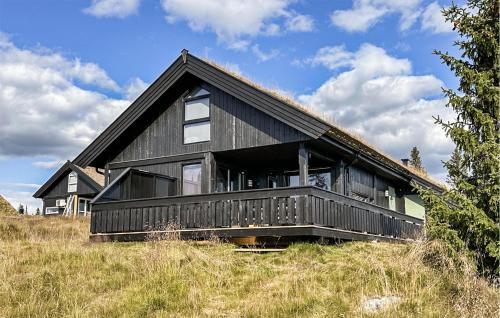 Sjusjoen Casa | Cozy Home In Sjusjøen With Kitchen