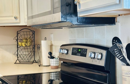 St. Johns Casa | Cozy home in the heart of St Johns!