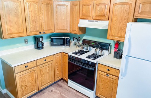 Terrace Heights Casa | Cozy Home In the Terrace Heights Country Club area. Pet Friendly