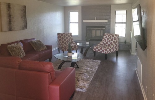 South Oklahoma City Casa | Cozy home!