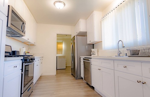 North Long Beach Casa | Cozy Home Walking Distance to Hospital and Minutes From Mall Shopping Center!