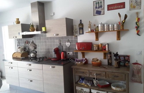 Saint-Maximin Casa | Acogedora casa en una zona tranquila, a 4 km de la piscina UZES - 6 p