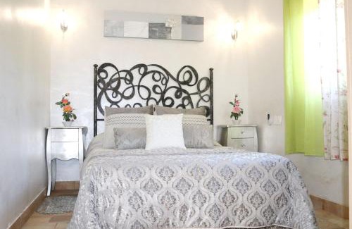Los Arenales del Sol Casa | Cozy House in Elx + Pool