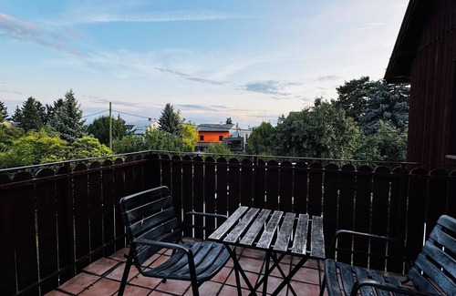 Meidling Apartamento | Cozy House Terrace &Garden Sleeps 34