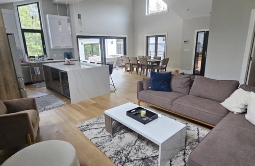 Necedah Casa | Cozy in Necedah: Peaceful Home Near Nature & Adventure!