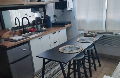 Jobos Condominio | Cozy Jobos Beach Condo Efficiency Apt, Isabela, PR
