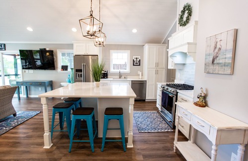 Lyman Cabaña | Cozy, lake front cottage