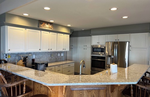 Town of Beekmantown Casa | Cozy Lake front family home- Lake Champlain