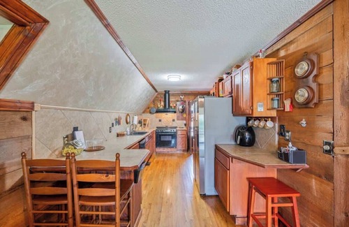 Linden Cabina | Cozy lake front hide away