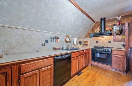 Linden Cabina | Cozy lake front hide away