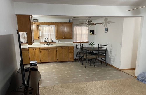 Fort Cobb Casa | Cozy Lake House-No Cleaning Fees