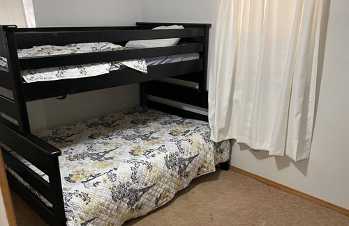 Fort Cobb Casa | Cozy Lake House-No Cleaning Fees