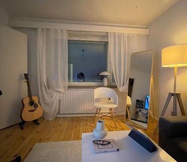 Kuopio Casa | Cozy lake view room by city center