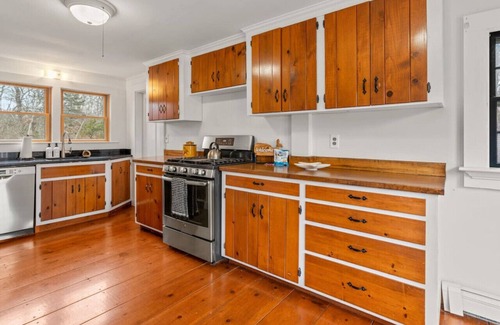 East Harwich Casa | Cozy Large Home in Harwich with Patio near Wequassett Resort