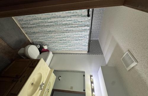 Leavenworth Casa | Cozy large room in quiet neighborhood
