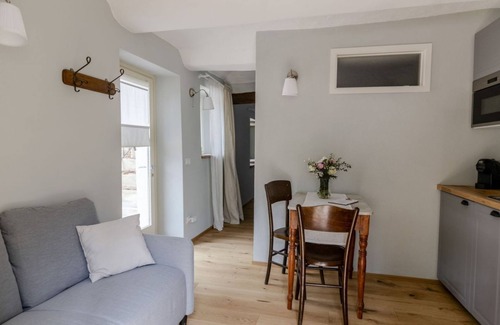 Govone Apartamento | Cozy "Lindhouse" Apartment with Jacuzzi - Ulivo