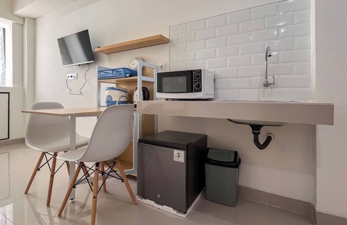 Makassar Apartamento | Cozy Living Studio (No Kitchen) Apartment Bandaraya - Tallasa City Makassar