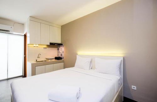 Depok Apartamento | Cozy Living Studio Room at Cinere Resort Apartment By Travelio