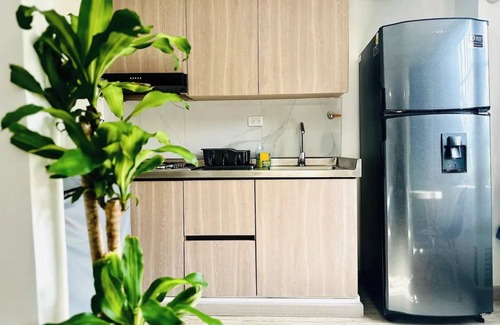 Villa Hermosa Apartamento | ¡Cozy Loft in the Heart of Medellín!