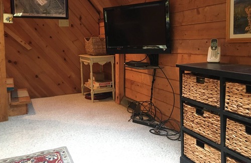Rome Cabina | Cozy Log Cabin Belgrade Lakes Rome Maine