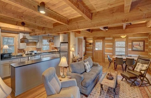 Zionville Cabina | Disfruta de las montañas en Dancing Bear Cabin
