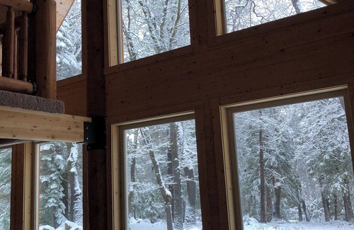 Shingletown Cabina | ¡NUEVO! Acogedora cabaña de madera para llevar cerca del Parque Nacional Lassen