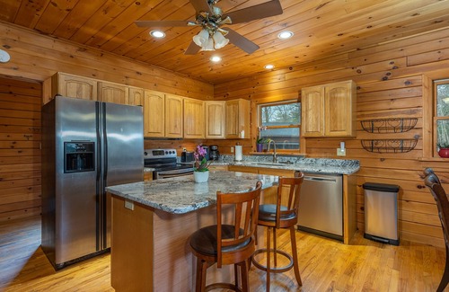 Asheville Casa | Acceda a su casa minutos del centro, West Asheville, cervecerías, caminatas, comida y compras