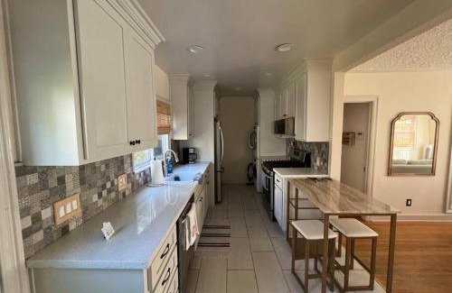 Eastside Casa | Cozy Long Beach Bungalow!