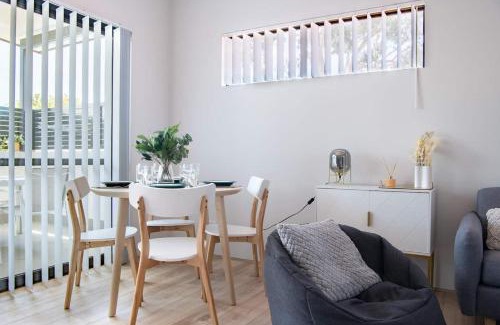 Attadale Apartamento | Cozy Lovely 2bdrm Walk To River