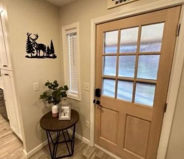 Maggie Valley Casa | Cozy Maggie Retreat - Easy access with 2 car garage