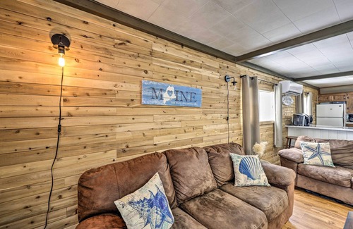 Saint David Cabina | Cozy Maine Lakefront Cabin Rental