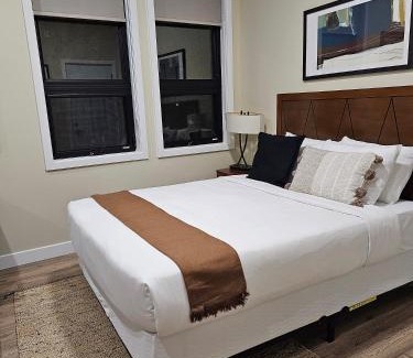 Downtown Gatineau Apartamento | Cozy Maison Apt #3