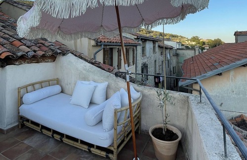 Claviers Casa | Cozy maison de village in Claviers, a quaint Provencal village
