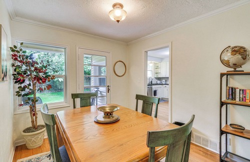 Island Station Cabaña | Cozy Milwaukie Cottage, 7 Mi to Downtown Portland