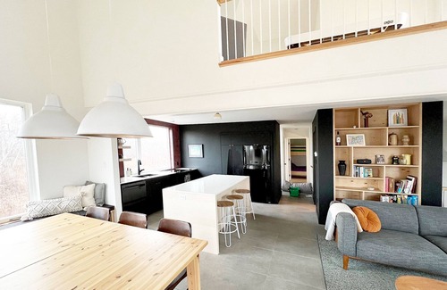 Cap-Pele Cabaña | Cozy modern beach retreat,